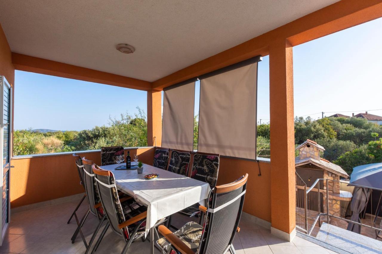 Villa Spark With Heated Pool In Rogoznica Zečevo Exterior foto